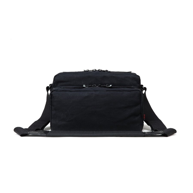 Artisan & Artist ACAM-1000 Canvas camera bag Black A\u0026A